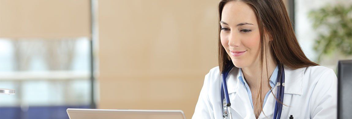 How To Choose A Pre-Med Major: Which Degree Is Best Before Med School?