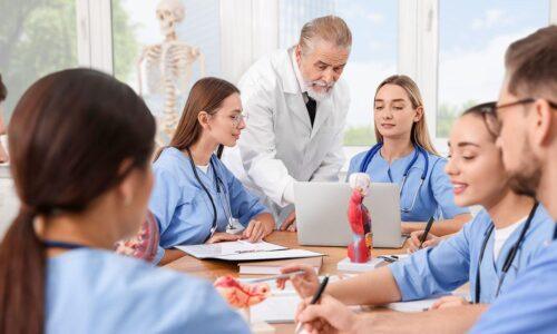 10 Common Nursing School Courses: What You’ll Learn and How You’ll Apply It