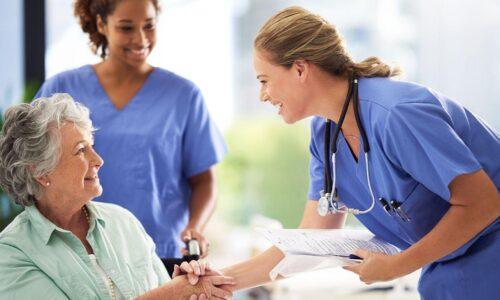 7 Essential Tips to Improving Patient Education as a Nurse